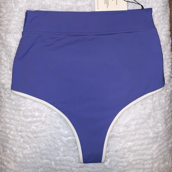 BNWT mixed set in lupine tops size small bottom size medium - Picture 2 of 2